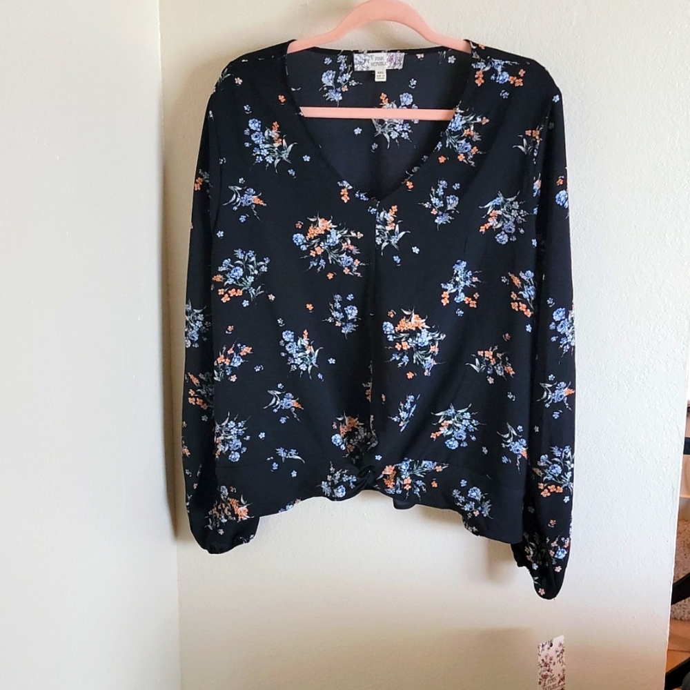 NWT Pink Republic Black Floral XXL Blouse